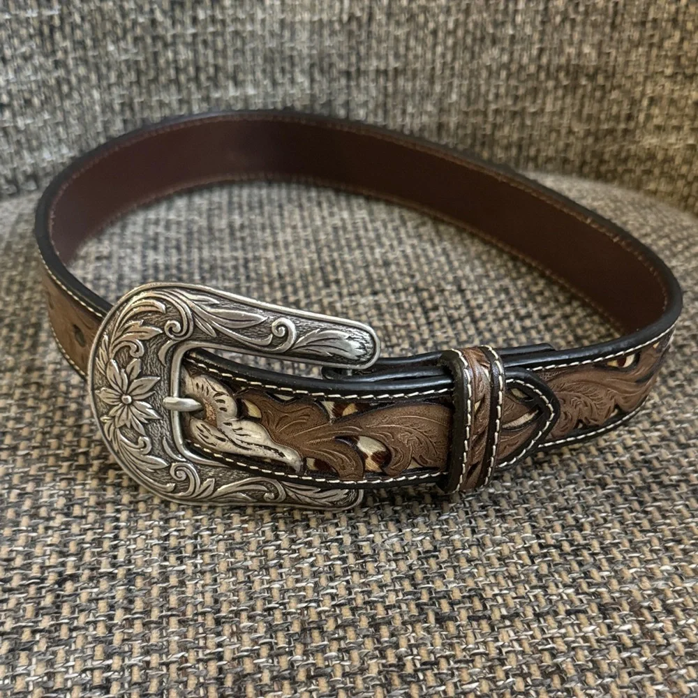 Nocona Girls Belt size 22